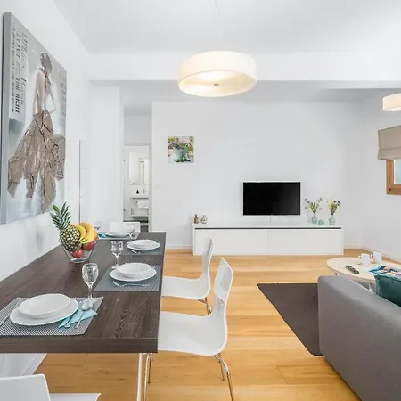 Maj Premium Apartman *