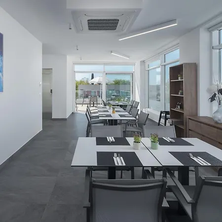 Maj Premium Apartman *