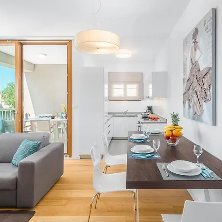 Maj Premium Residence Apartment